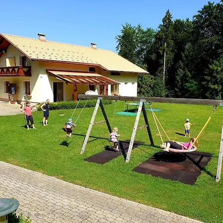 Ferienparadies Truppe Holiday home Velden am Woerthersee