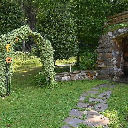 Holiday home Ferienparadies Truppe