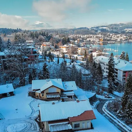 Holiday home Ferienparadies Truppe Velden am Woerthersee