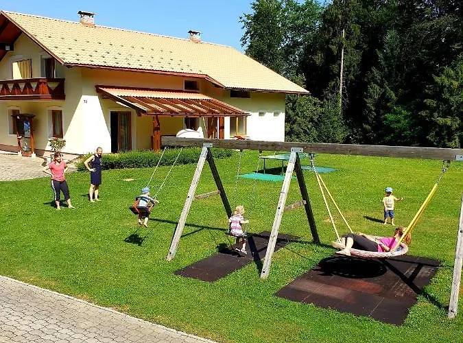 Ferienparadies Truppe Сasa de vacaciones Velden am Wörthersee